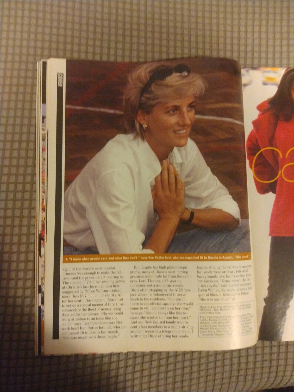 PEOPLE Magazine Princess Diana Monochrome Edition - Picture 11 of 14
